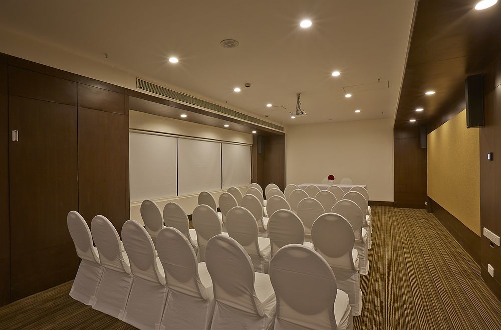 K10 Hotel فَدودارا المظهر الخارجي الصورة